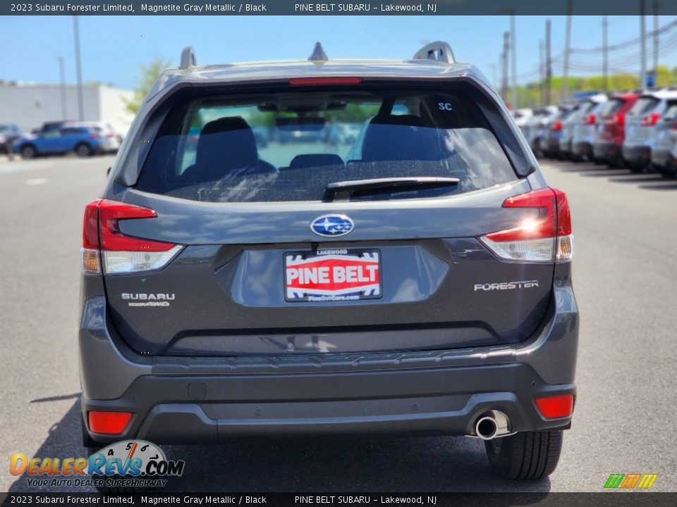 2023 Subaru Forester Limited Magnetite Gray Metallic / Black Photo #5