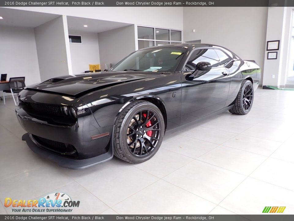 2016 Dodge Challenger SRT Hellcat Pitch Black / Black Photo #7