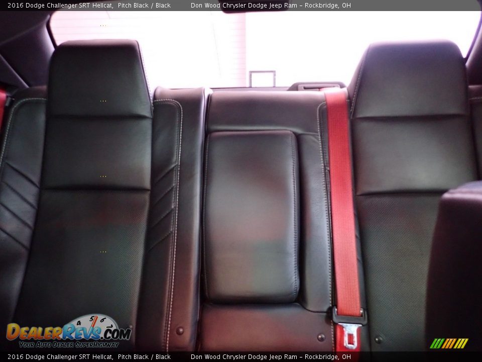 2016 Dodge Challenger SRT Hellcat Pitch Black / Black Photo #23