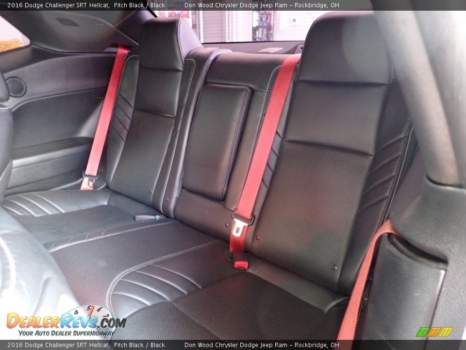 2016 Dodge Challenger SRT Hellcat Pitch Black / Black Photo #24