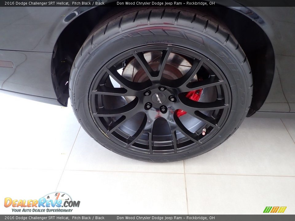 2016 Dodge Challenger SRT Hellcat Pitch Black / Black Photo #28