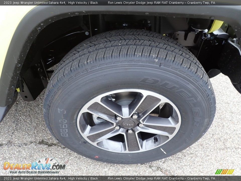 2023 Jeep Wrangler Unlimited Sahara 4x4 High Velocity / Black Photo #9