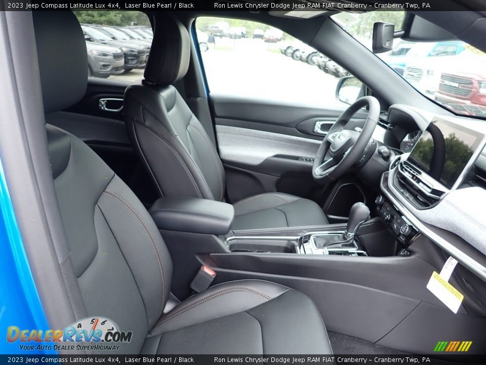 2023 Jeep Compass Latitude Lux 4x4 Laser Blue Pearl / Black Photo #10