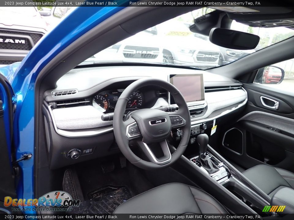 2023 Jeep Compass Latitude Lux 4x4 Laser Blue Pearl / Black Photo #13