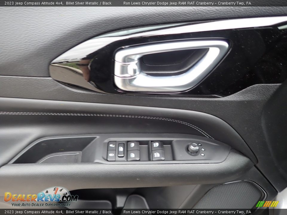 Door Panel of 2023 Jeep Compass Altitude 4x4 Photo #13