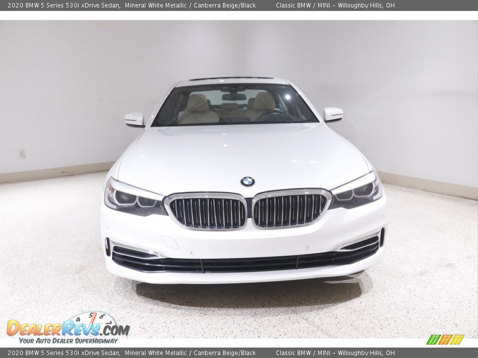 2020 BMW 5 Series 530i xDrive Sedan Mineral White Metallic / Canberra Beige/Black Photo #2
