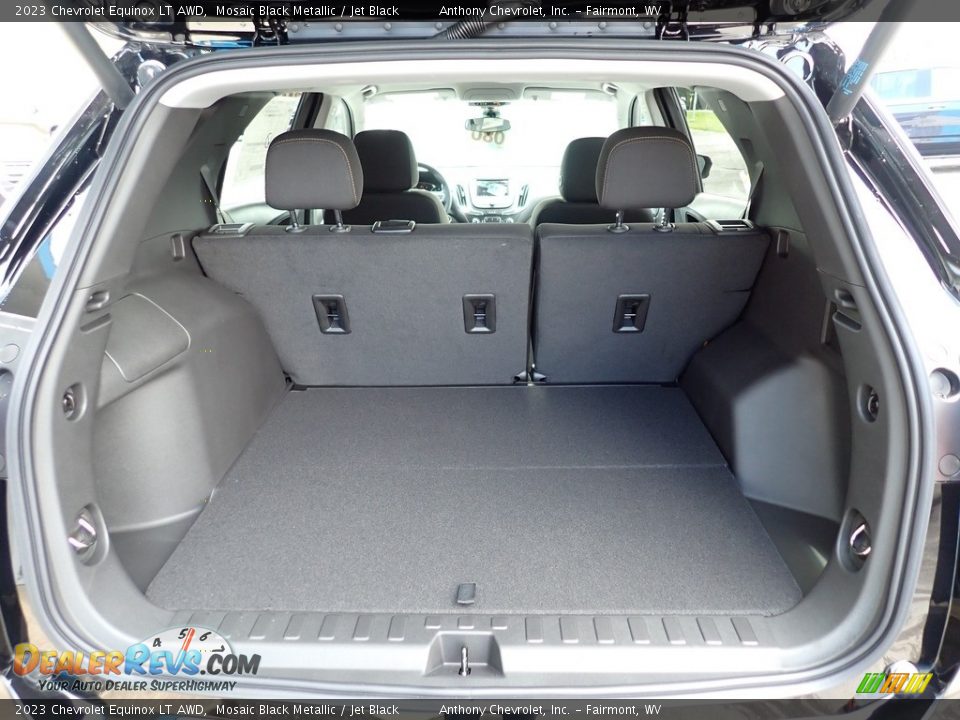 2023 Chevrolet Equinox LT AWD Mosaic Black Metallic / Jet Black Photo #5