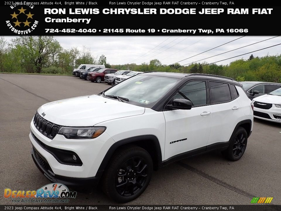 2023 Jeep Compass Altitude 4x4 Bright White / Black Photo #1