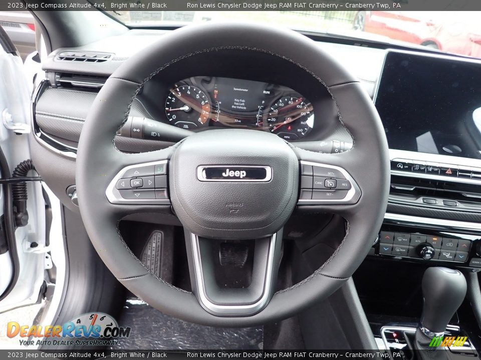 2023 Jeep Compass Altitude 4x4 Bright White / Black Photo #18