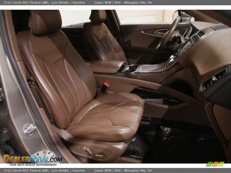 Front Seat of 2016 Lincoln MKX Reserve AWD Photo #18