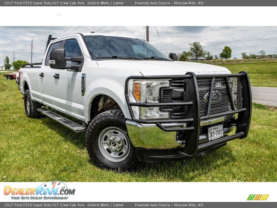 2017 Ford F350 Super Duty XLT Crew Cab 4x4 Oxford White / Camel Photo #1