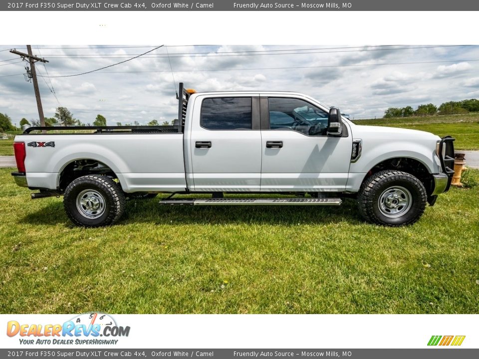 2017 Ford F350 Super Duty XLT Crew Cab 4x4 Oxford White / Camel Photo #3