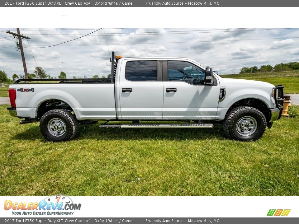 2017 Ford F350 Super Duty XLT Crew Cab 4x4 Oxford White / Camel Photo #3