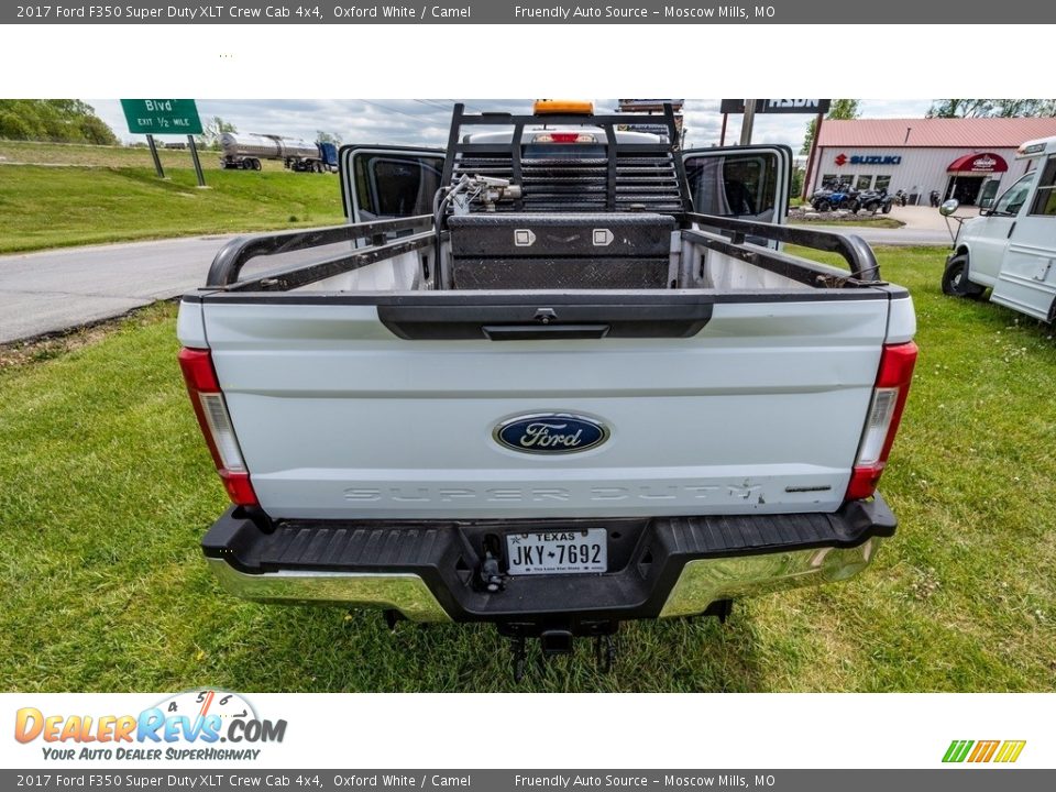 2017 Ford F350 Super Duty XLT Crew Cab 4x4 Oxford White / Camel Photo #21