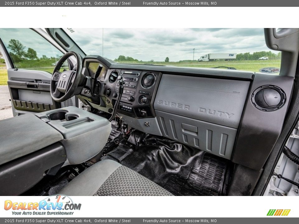 2015 Ford F350 Super Duty XLT Crew Cab 4x4 Oxford White / Steel Photo #23