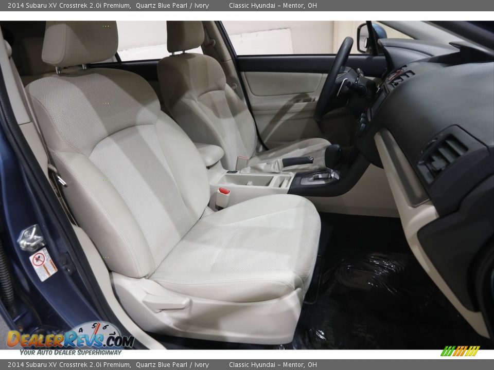 Front Seat of 2014 Subaru XV Crosstrek 2.0i Premium Photo #17