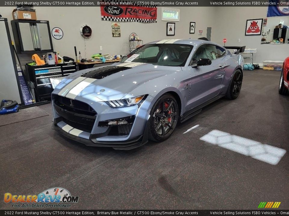 Front 3/4 View of 2022 Ford Mustang Shelby GT500 Heritage Edition Photo #4