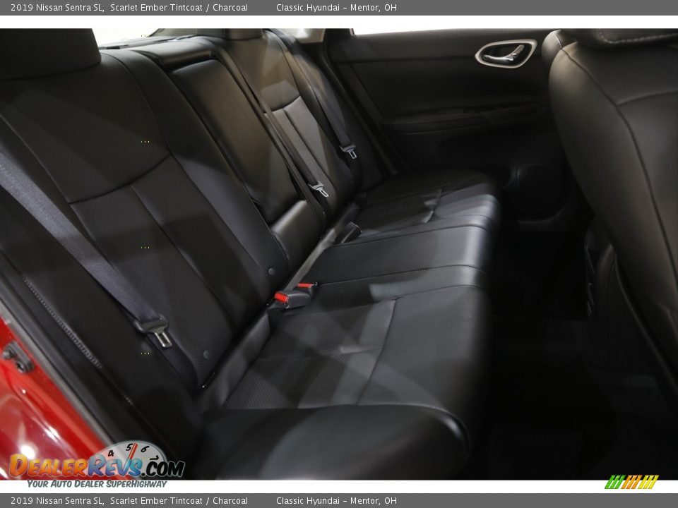 2019 Nissan Sentra SL Scarlet Ember Tintcoat / Charcoal Photo #16