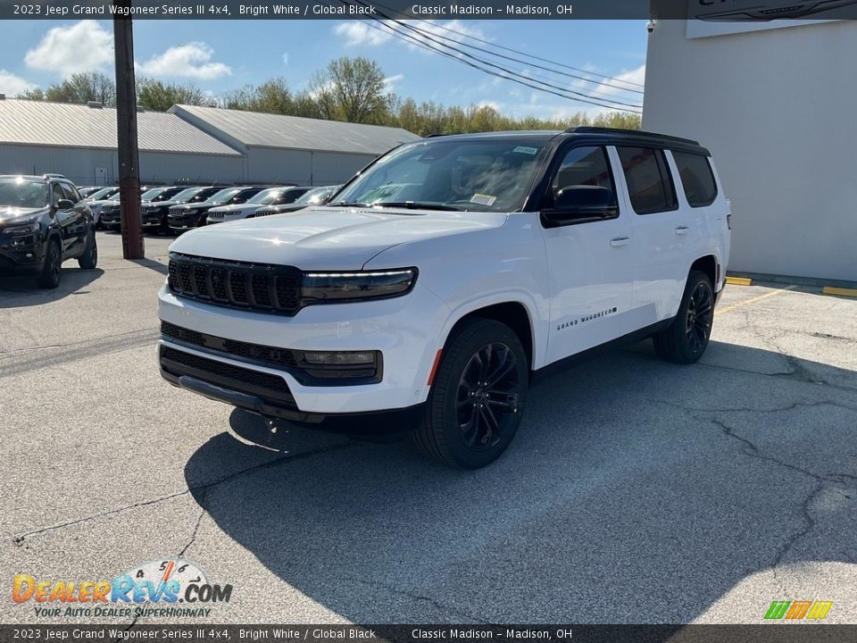 2023 Jeep Grand Wagoneer Series III 4x4 Bright White / Global Black Photo #11