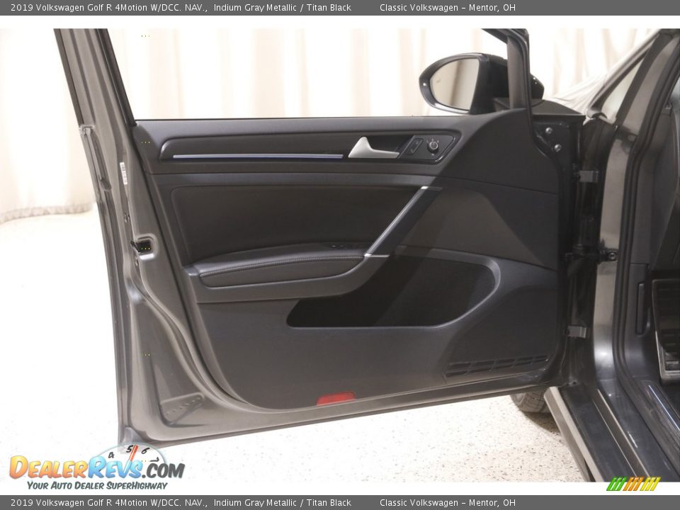 Door Panel of 2019 Volkswagen Golf R 4Motion W/DCC. NAV. Photo #4