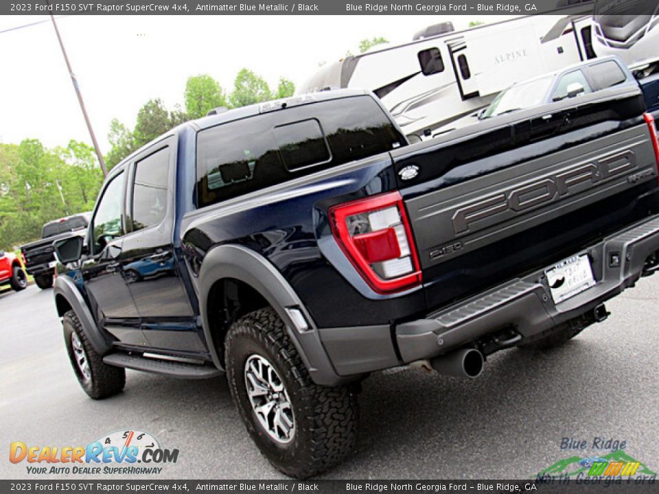 2023 Ford F150 SVT Raptor SuperCrew 4x4 Antimatter Blue Metallic / Black Photo #32