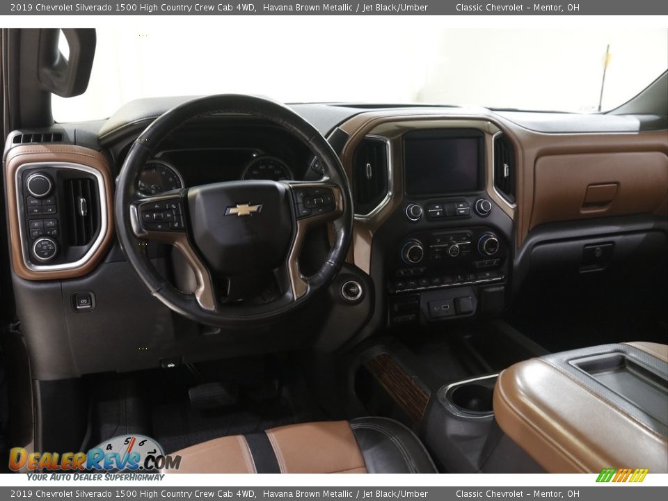 Dashboard of 2019 Chevrolet Silverado 1500 High Country Crew Cab 4WD Photo #6