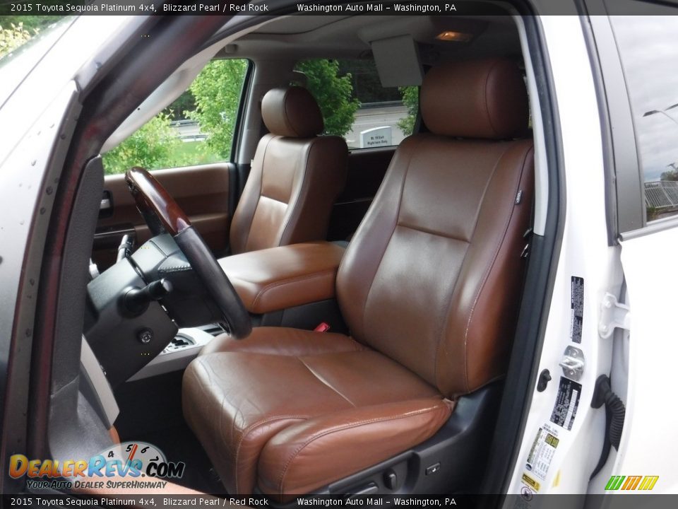 Front Seat of 2015 Toyota Sequoia Platinum 4x4 Photo #23