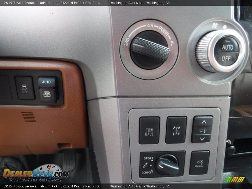 Controls of 2015 Toyota Sequoia Platinum 4x4 Photo #29