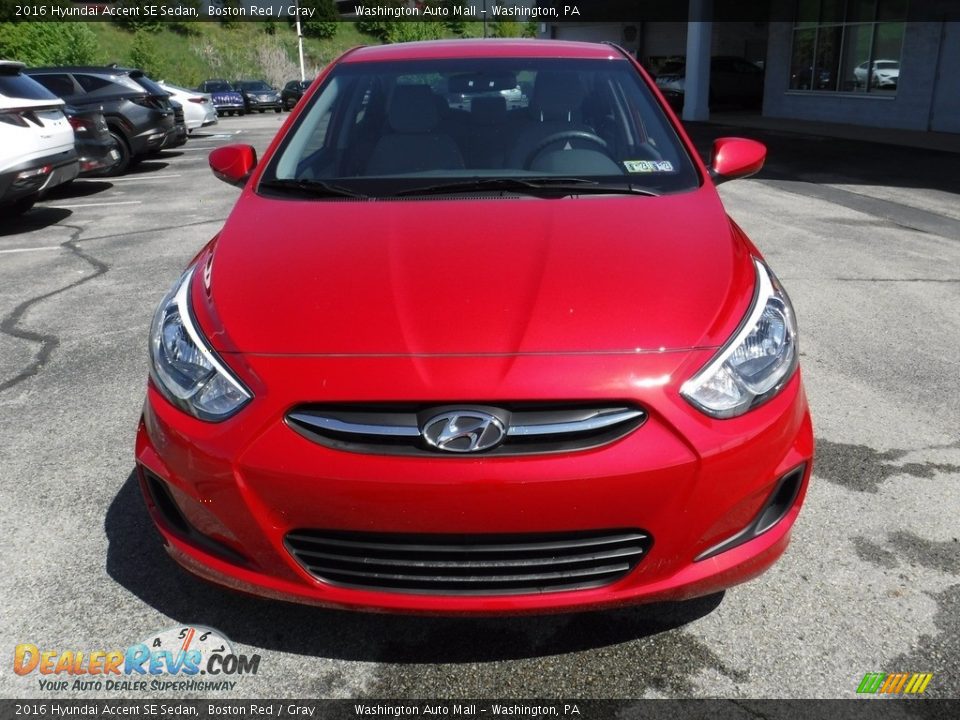 2016 Hyundai Accent SE Sedan Boston Red / Gray Photo #4