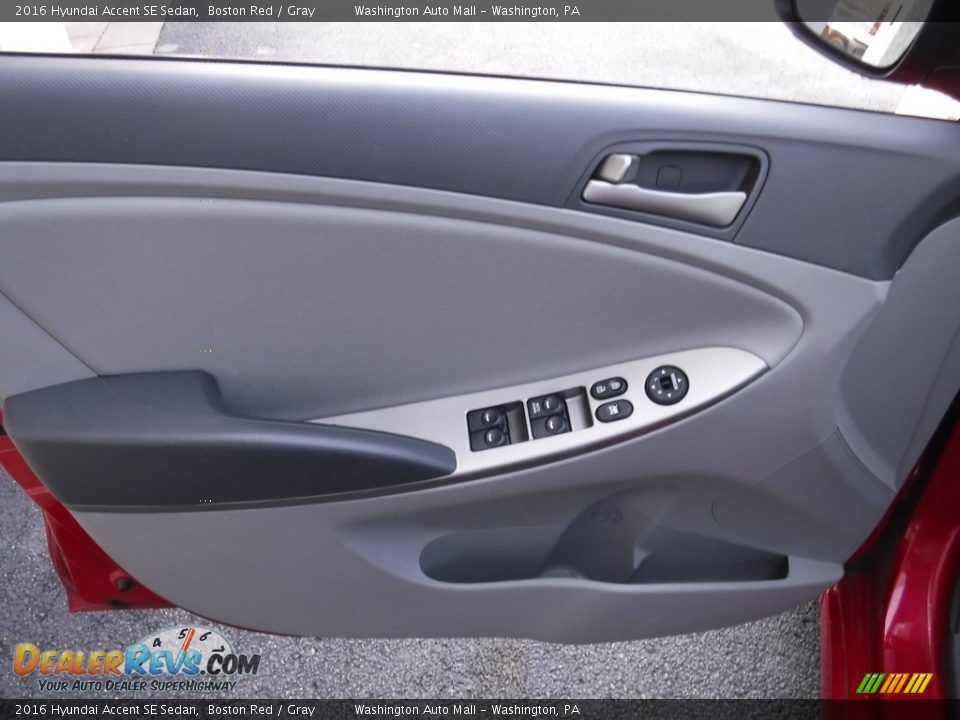 2016 Hyundai Accent SE Sedan Boston Red / Gray Photo #10