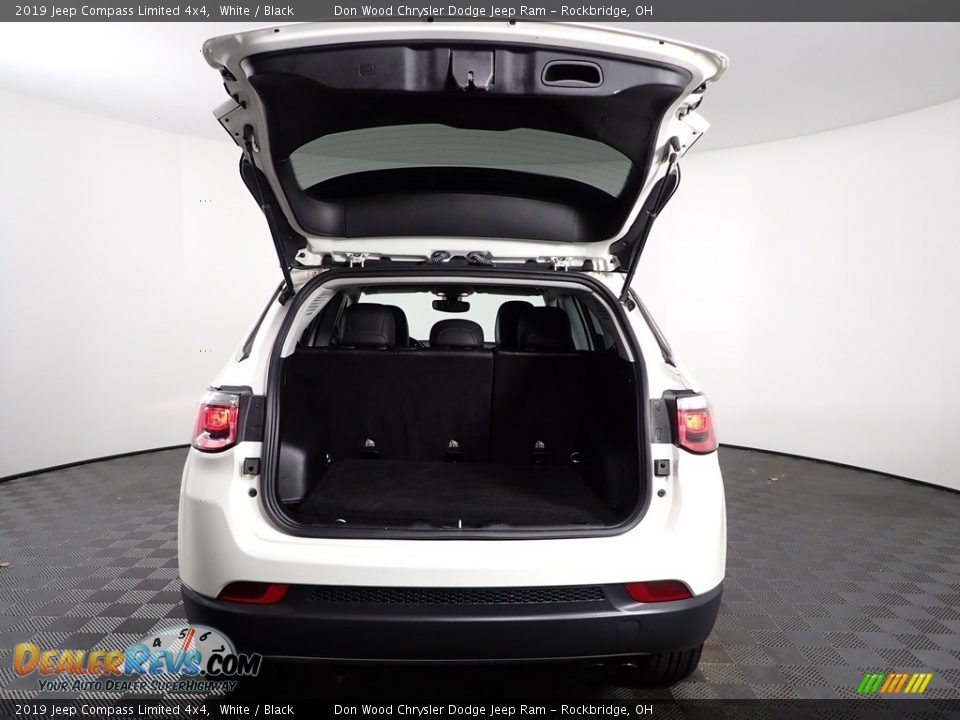 2019 Jeep Compass Limited 4x4 White / Black Photo #9