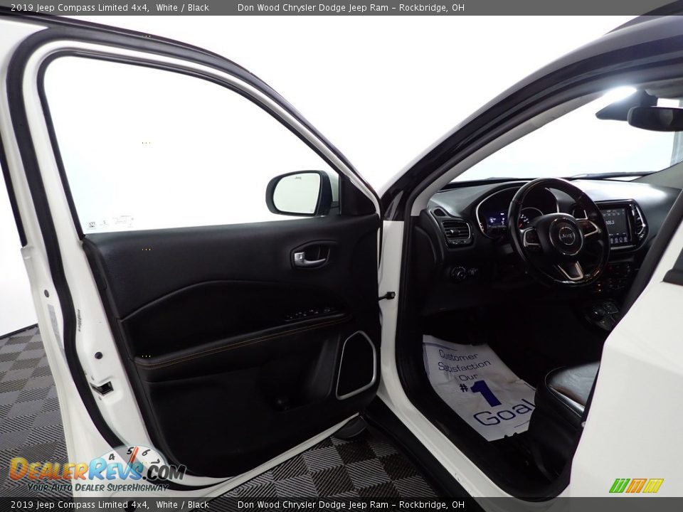 2019 Jeep Compass Limited 4x4 White / Black Photo #12