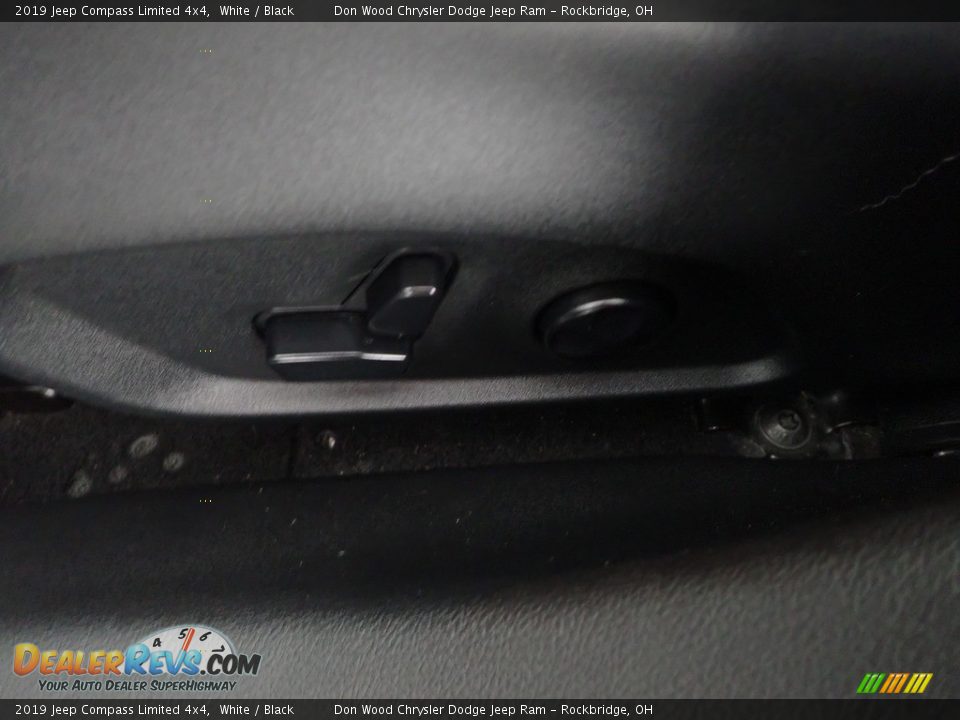 2019 Jeep Compass Limited 4x4 White / Black Photo #14