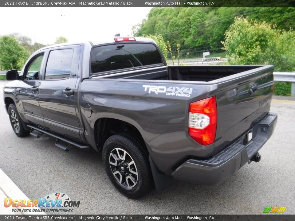 2021 Toyota Tundra SR5 CrewMax 4x4 Magnetic Gray Metallic / Black Photo #17