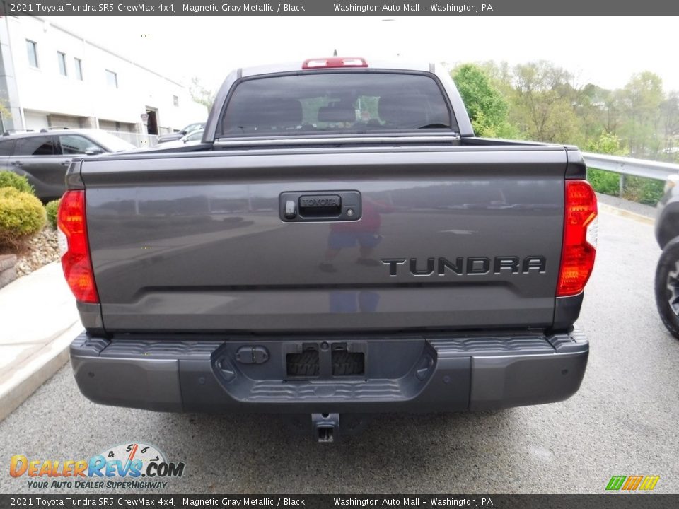 2021 Toyota Tundra SR5 CrewMax 4x4 Magnetic Gray Metallic / Black Photo #18