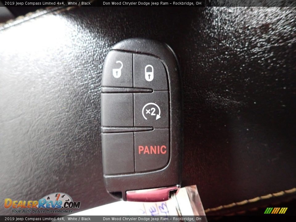 2019 Jeep Compass Limited 4x4 White / Black Photo #31