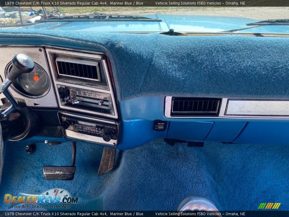 Dashboard of 1978 Chevrolet C/K Truck K10 Silverado Regular Cab 4x4 Photo #10