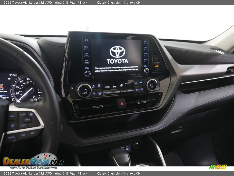 2022 Toyota Highlander XLE AWD Wind Chill Pearl / Black Photo #9