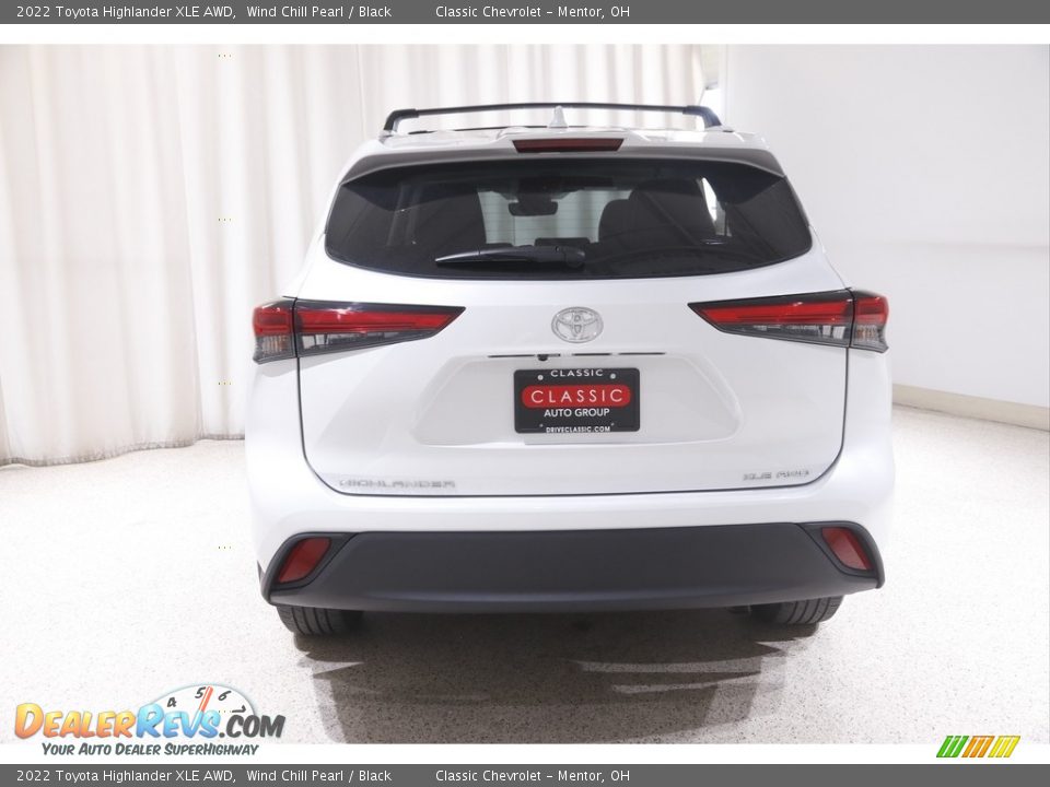 2022 Toyota Highlander XLE AWD Wind Chill Pearl / Black Photo #19