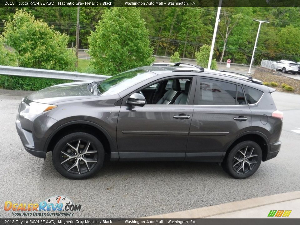 Magnetic Gray Metallic 2018 Toyota RAV4 SE AWD Photo #12