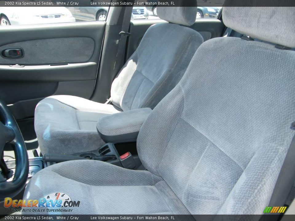 2002 Kia Spectra LS Sedan White / Gray Photo #14