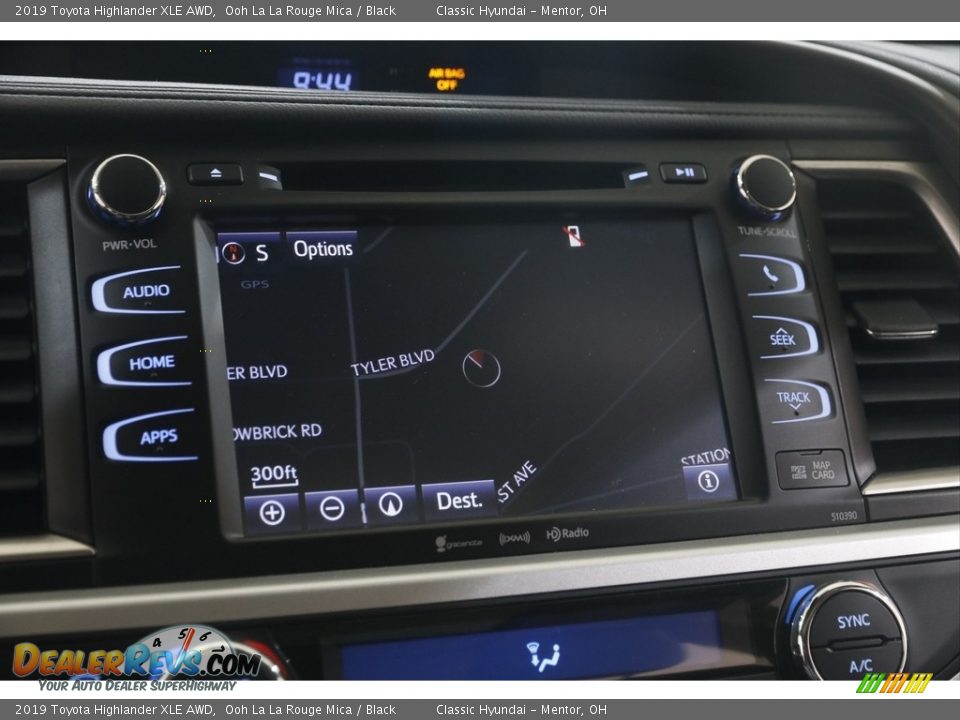 2019 Toyota Highlander XLE AWD Ooh La La Rouge Mica / Black Photo #12