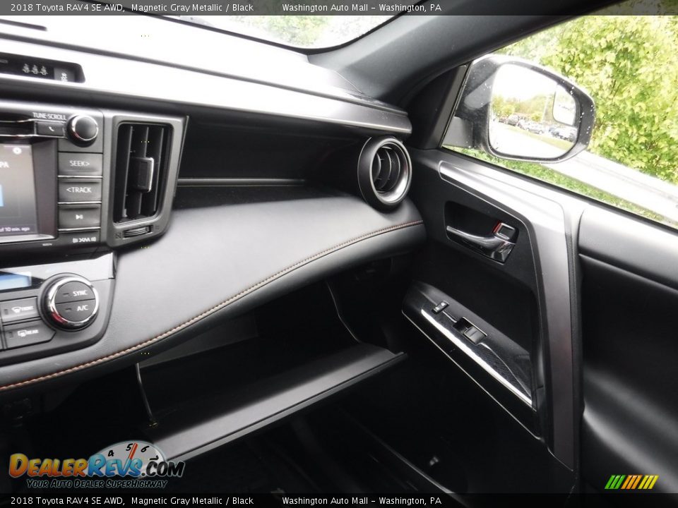 2018 Toyota RAV4 SE AWD Magnetic Gray Metallic / Black Photo #28