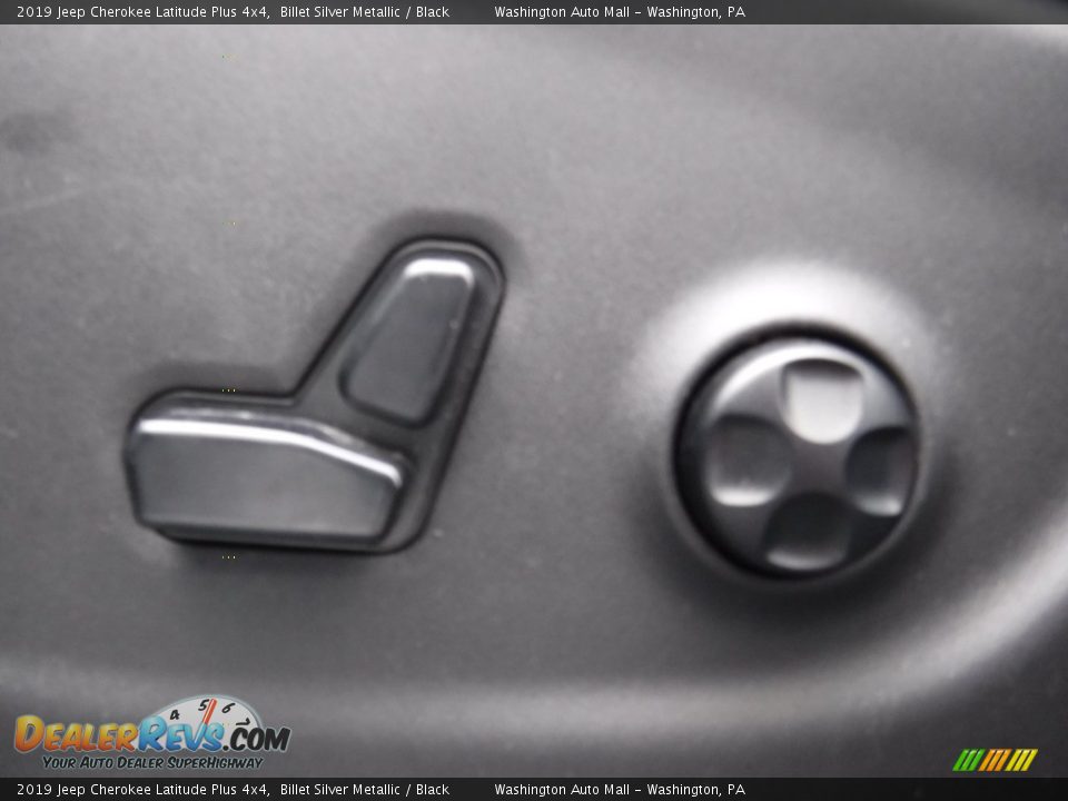 2019 Jeep Cherokee Latitude Plus 4x4 Billet Silver Metallic / Black Photo #12