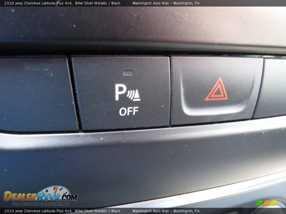 2019 Jeep Cherokee Latitude Plus 4x4 Billet Silver Metallic / Black Photo #21