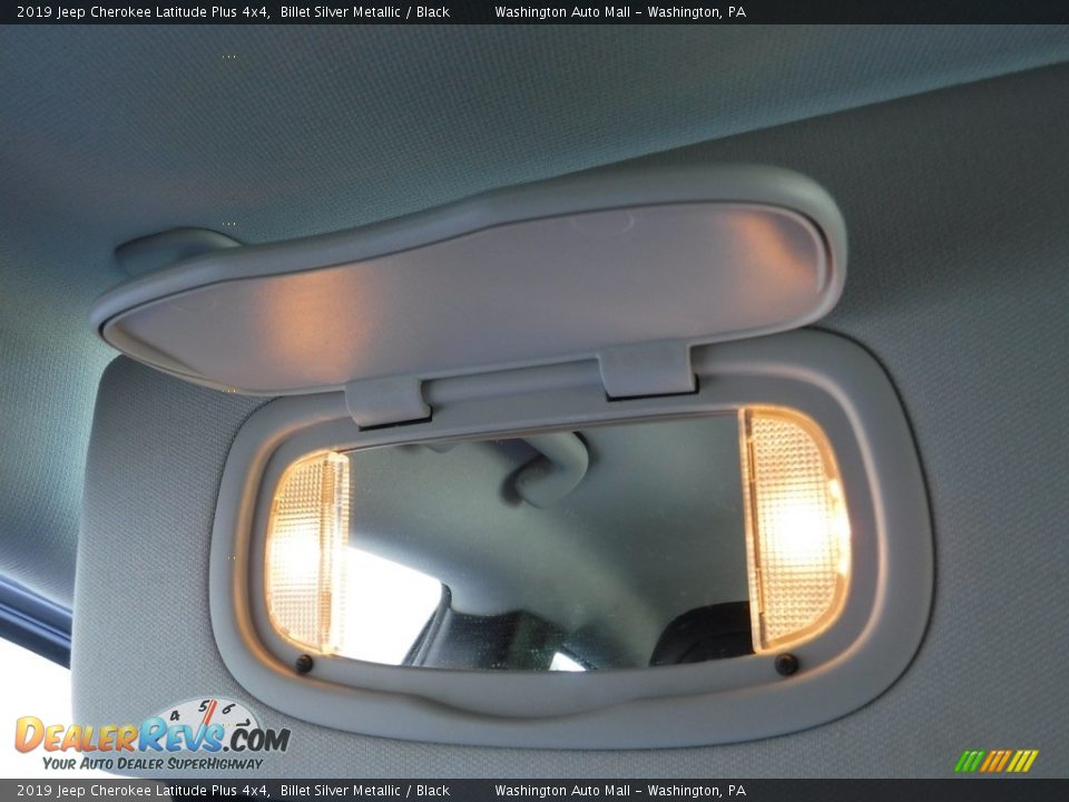 2019 Jeep Cherokee Latitude Plus 4x4 Billet Silver Metallic / Black Photo #22