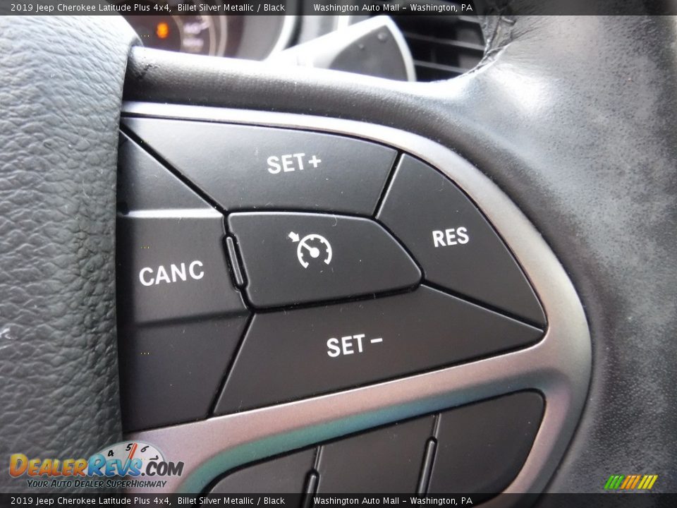2019 Jeep Cherokee Latitude Plus 4x4 Billet Silver Metallic / Black Photo #24