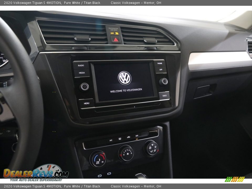 2020 Volkswagen Tiguan S 4MOTION Pure White / Titan Black Photo #9