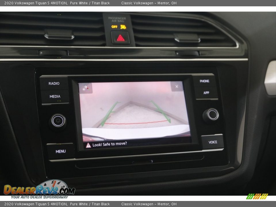 2020 Volkswagen Tiguan S 4MOTION Pure White / Titan Black Photo #12