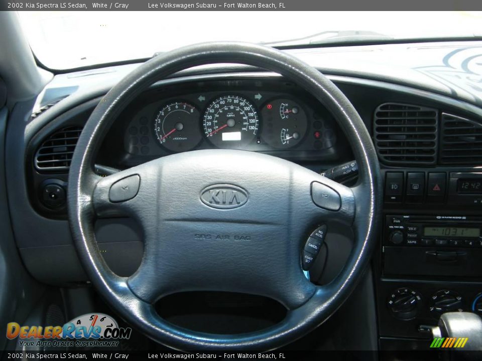 2002 Kia Spectra LS Sedan White / Gray Photo #19
